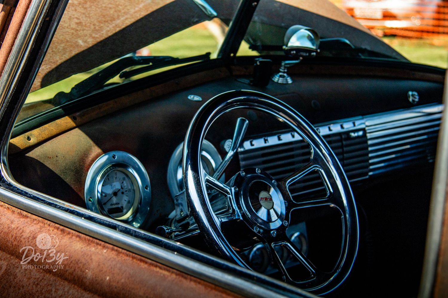 Do13y Photography photo of a car.