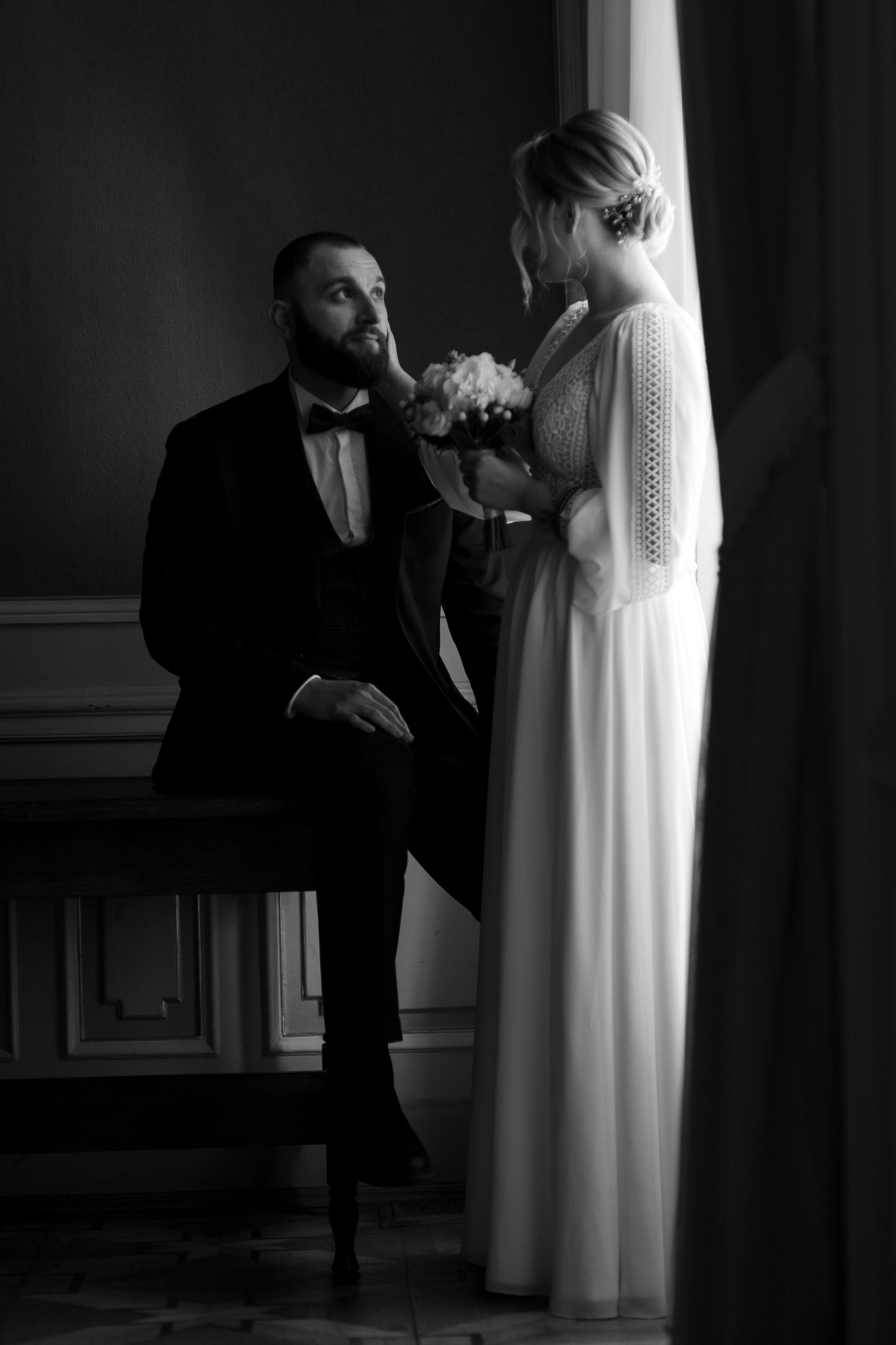 Elegant couple image — Seattle Couple Photographer
