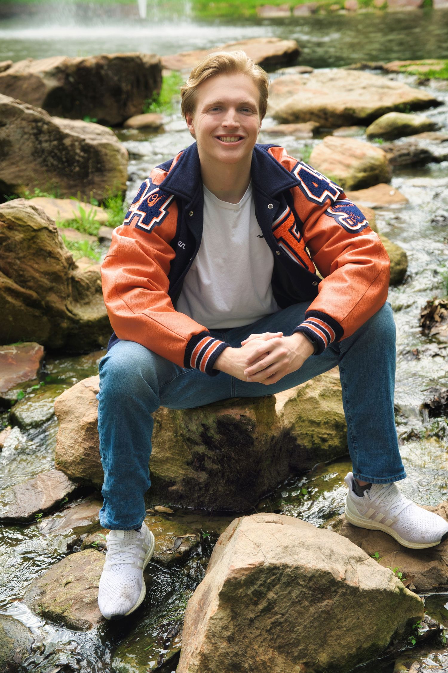 Angleton-based affordable outdoor photography for portraits in Brazoria County and greater Houston areas.