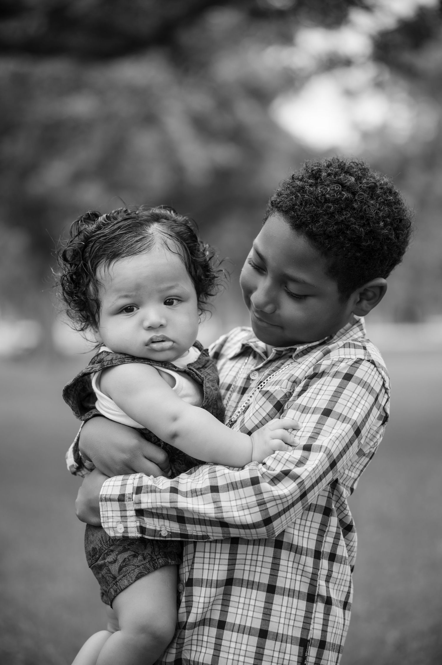 Family photography sessions in Angleton, Katy, Pearland, Lake Jackson, Clute, Alvin, Houston, and Brazoria County.