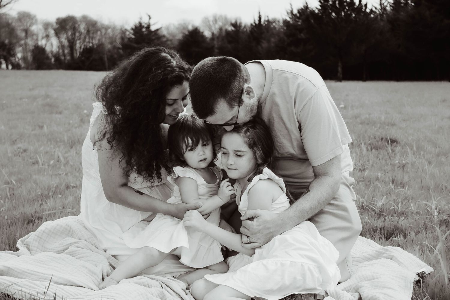 Bonham TX lifestyle photographer Casandra Nicole captures outdoor family sessions in north DFW and Bonham