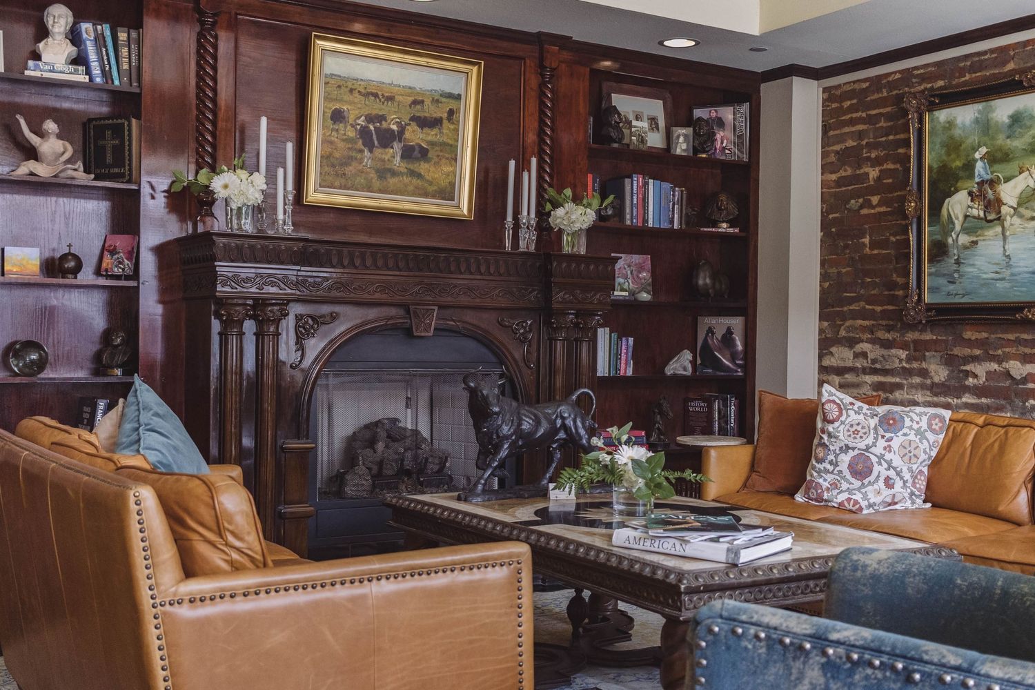 Bonham TX photographer Casandra Nicole shoots Grand Hotel McKinney interiors, North DFW unique spaces.