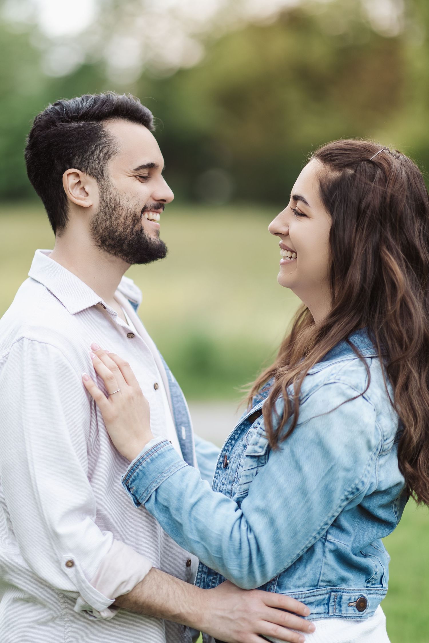 Couple portrait fotoshooing in der park villa villlette in cham, Schweiz.