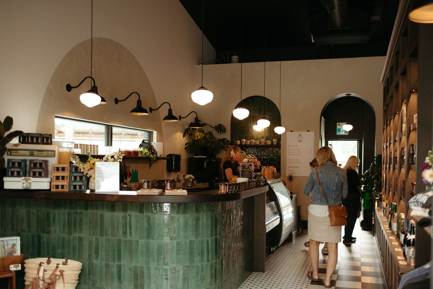 cafe on salt spring island
