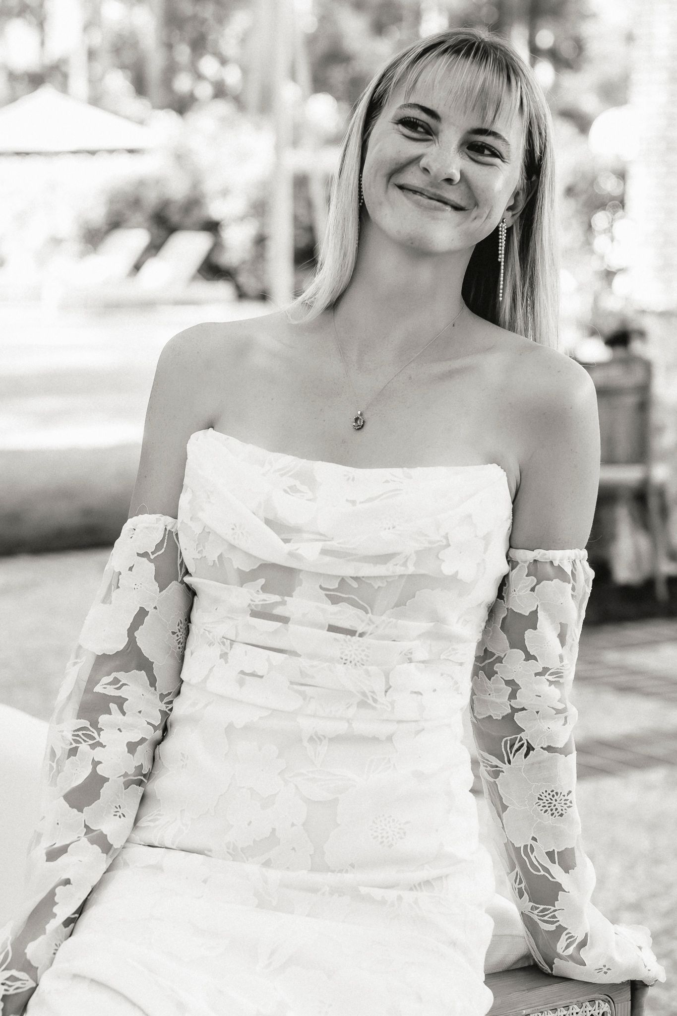 Lifestyle Photographer, Travel Photographer, Elopement Photography, Wedding Photographer, Bride