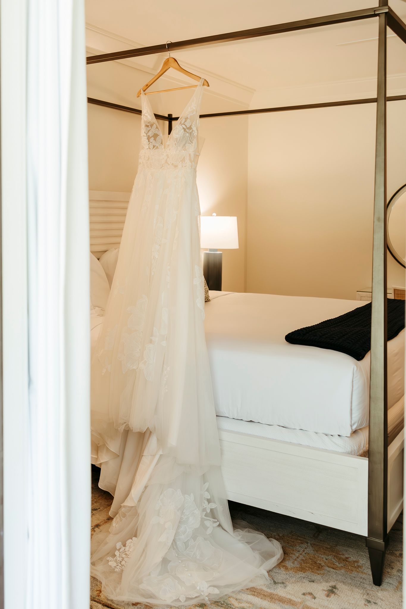 Lifestyle Photographer, Travel Photographer, Elopement Photography, Wedding Photographer