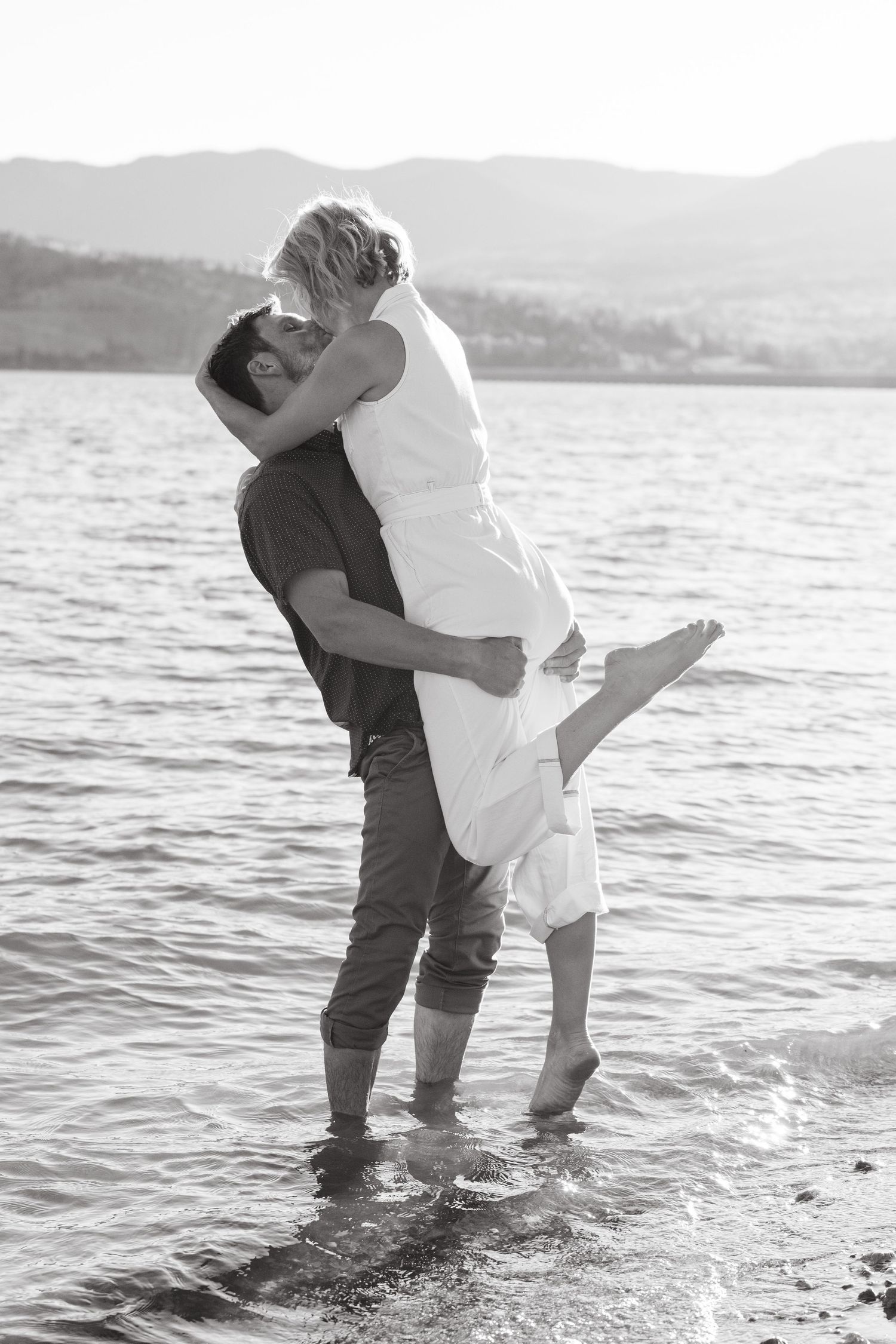 dan and kate engagement photos in silverthorne, colorado