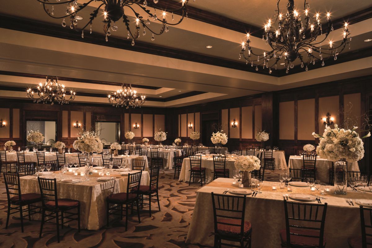 ritz carlton elegant wedding reception set up in a ballroom