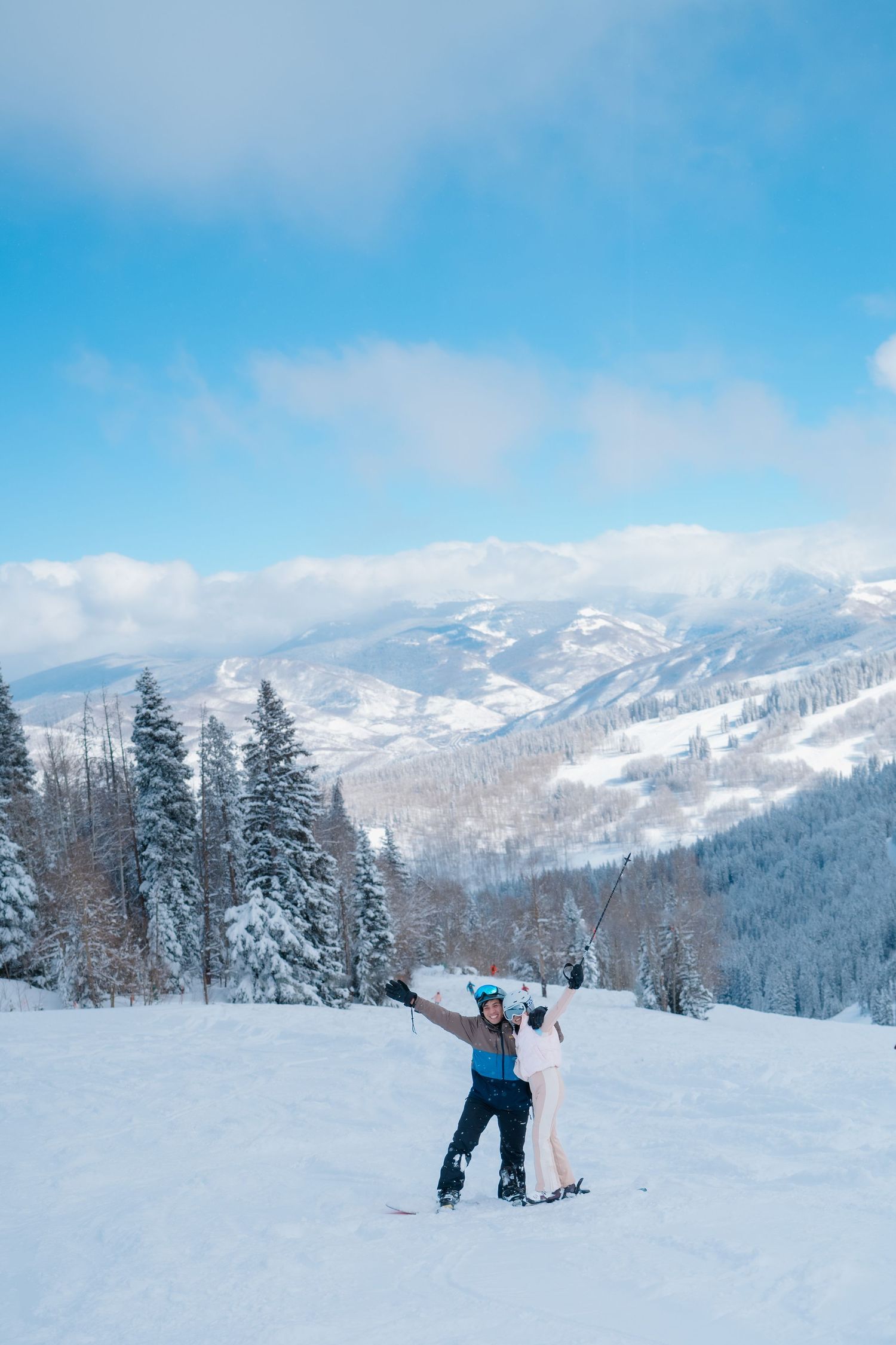 guy proposes to girl on mountain in beaver creek