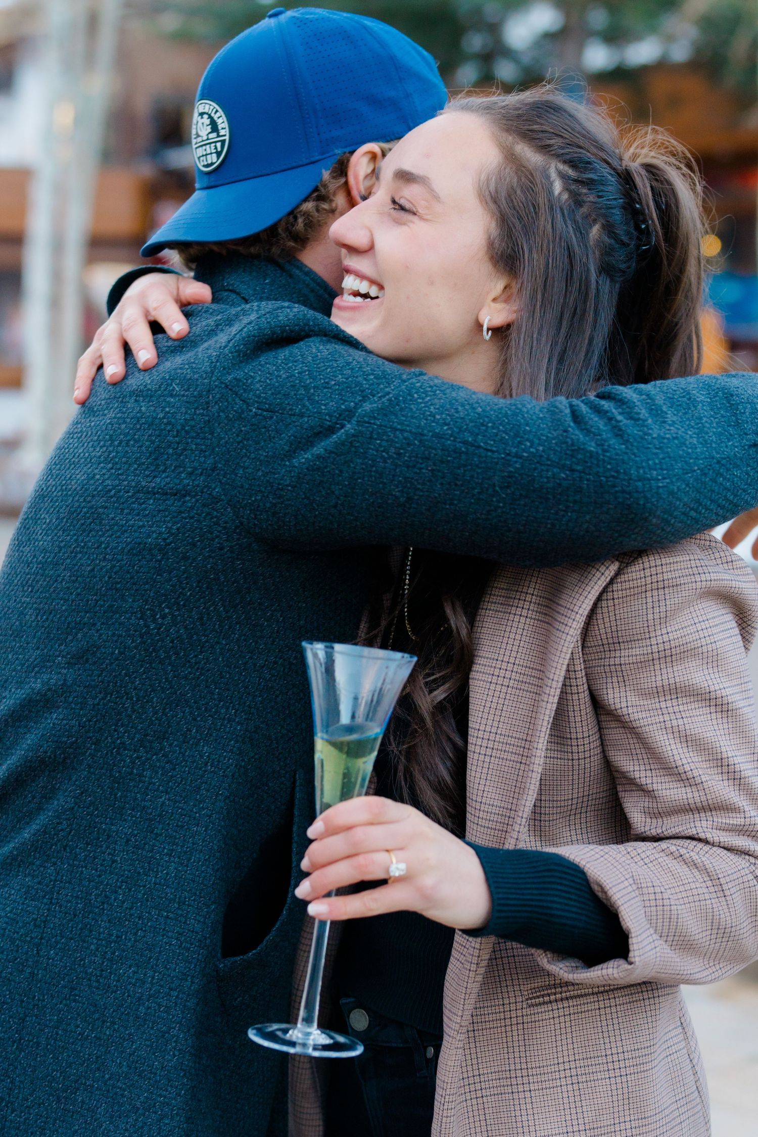 guy and girl get engaged in vail, colorado