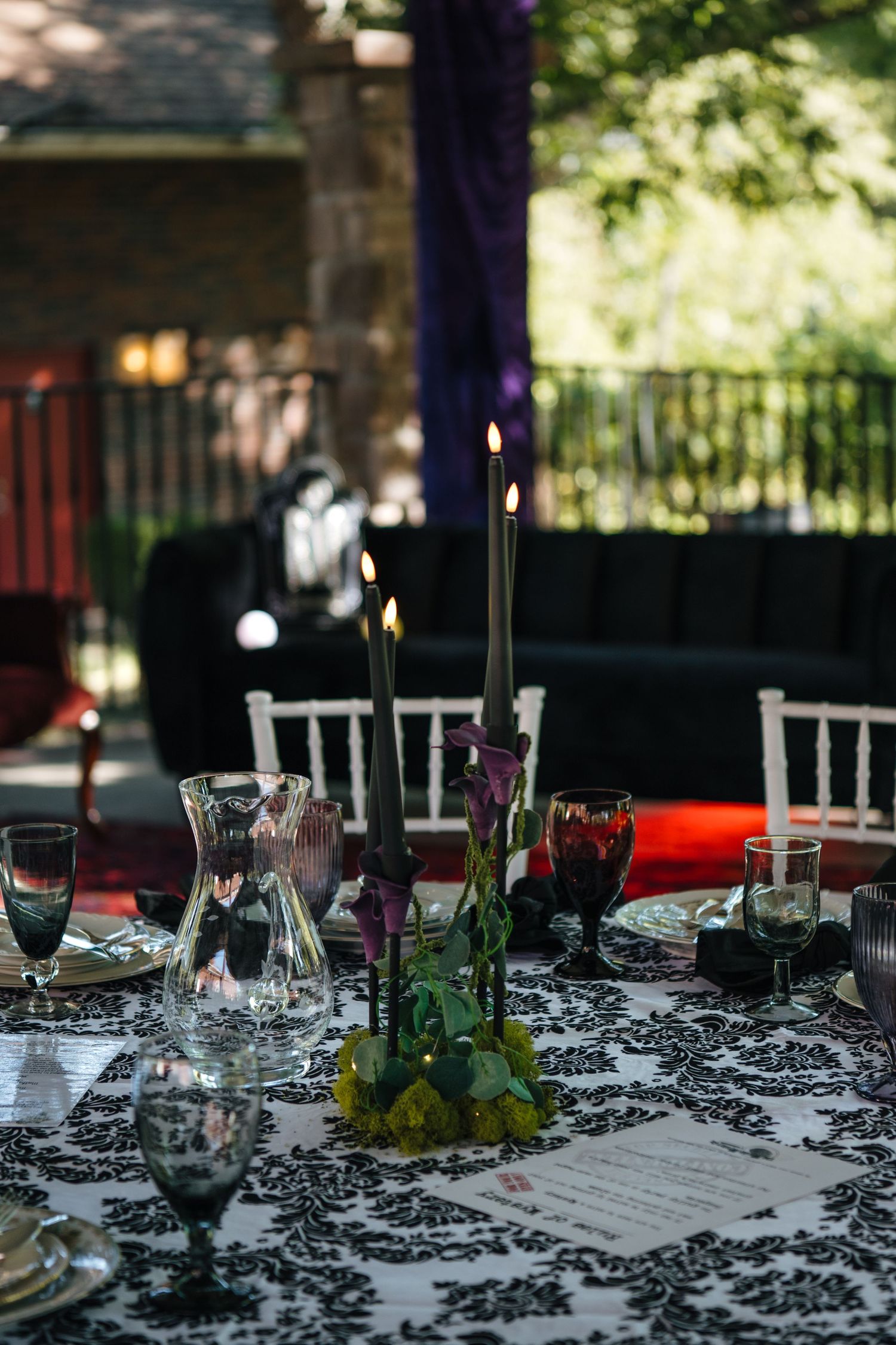 table decorations at sugar hollow crossing in sugar creek