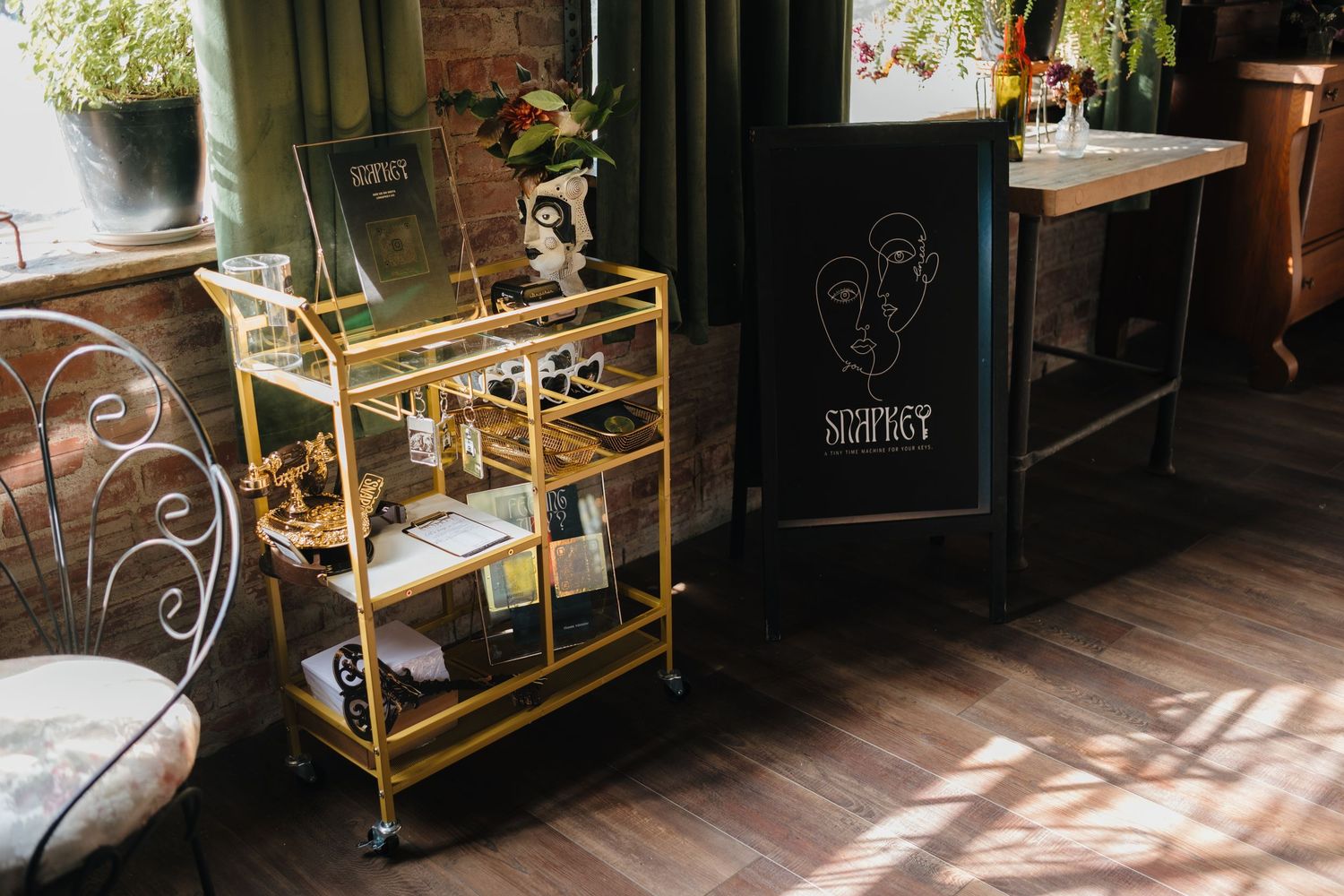 A wedding vendor booth at sugar hollow crossing