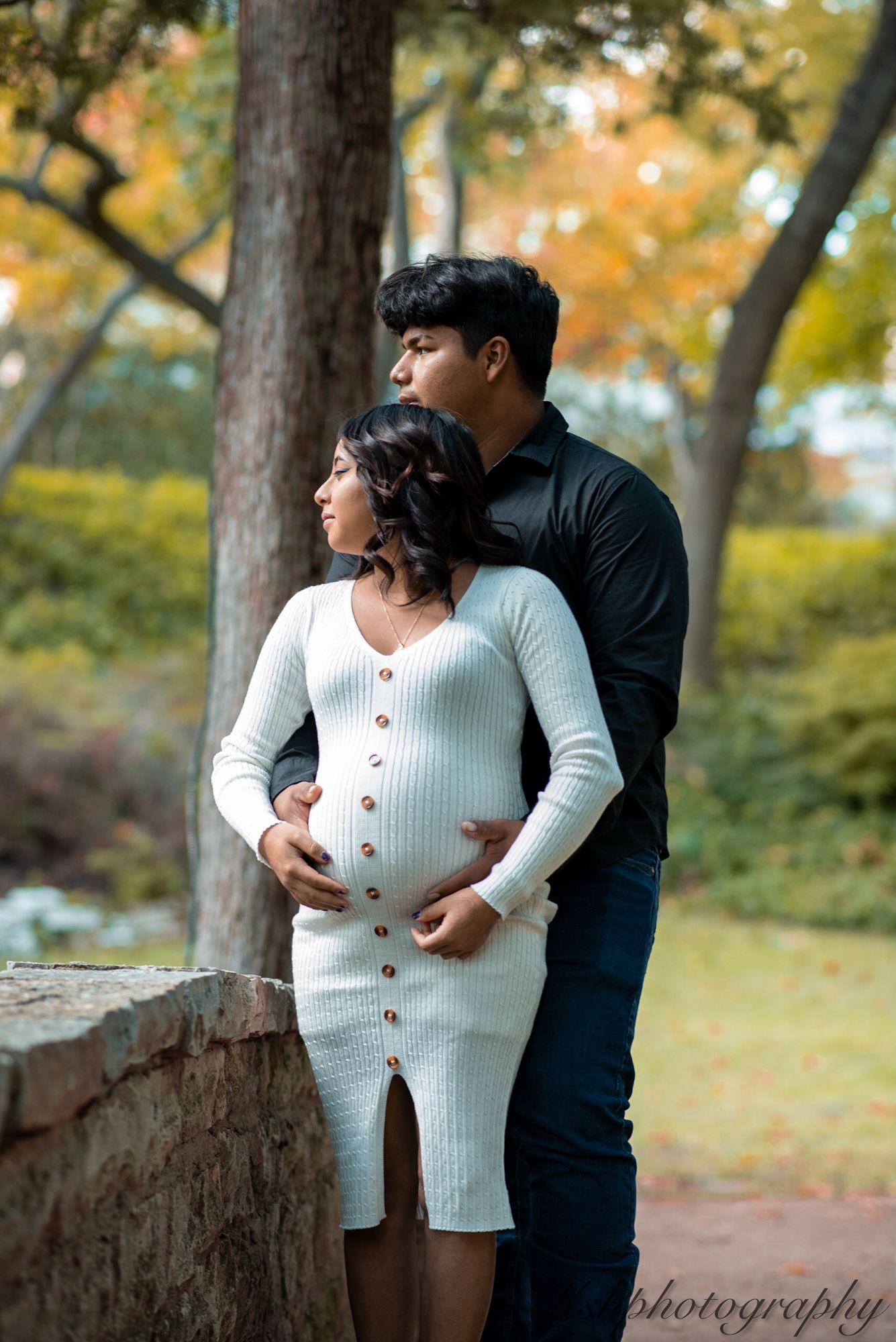 Maternity Outdoor Portraits