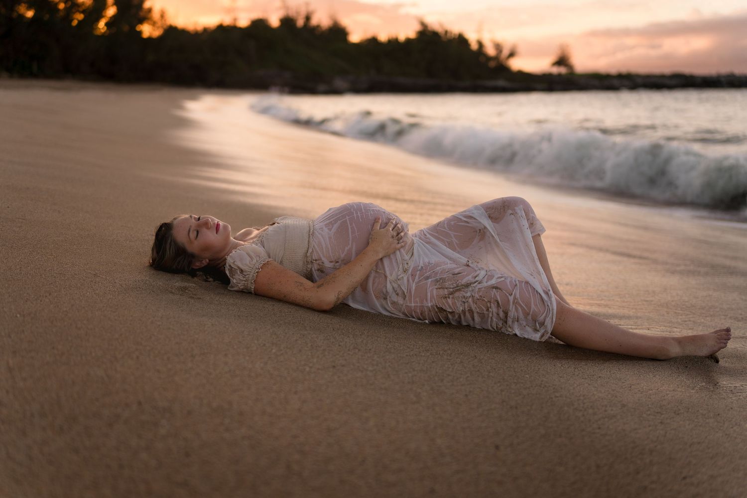 Dreamy beach scene with waves crashing at golden hour.