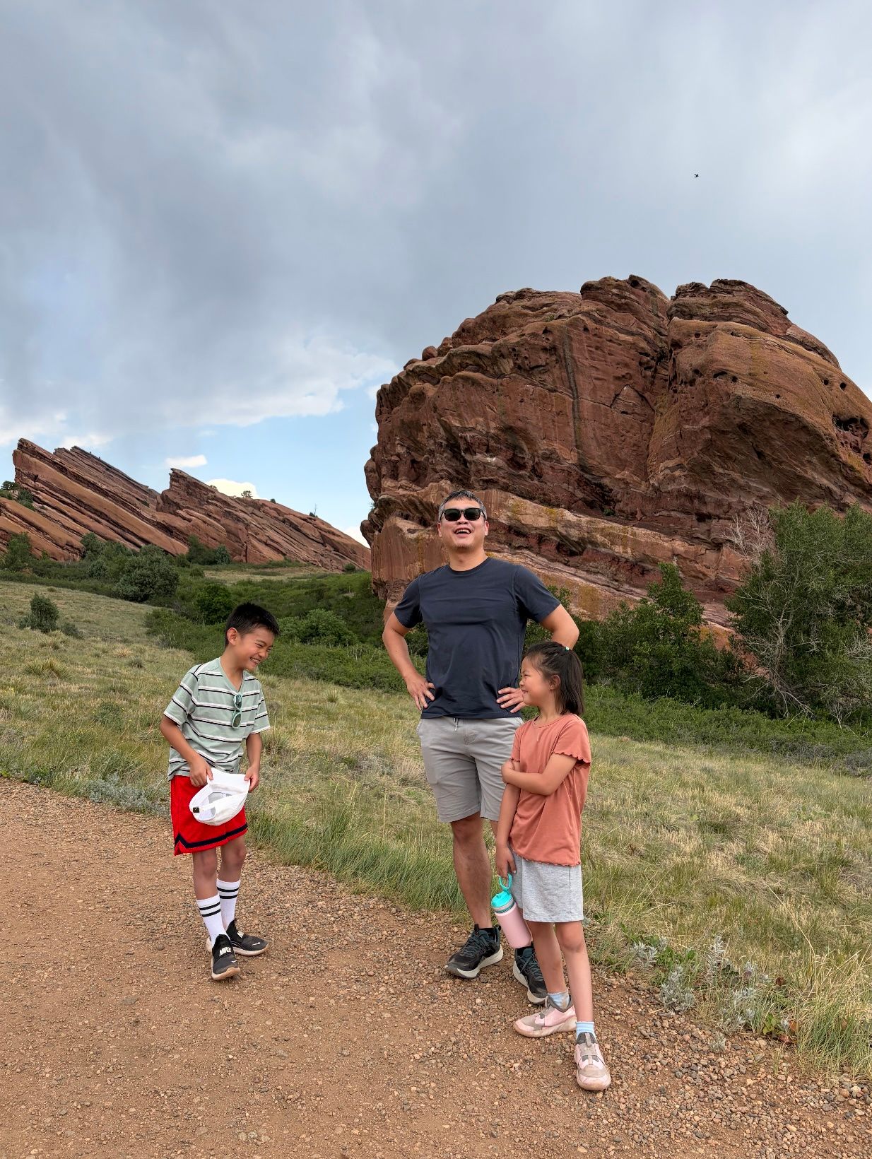 Red rocks trail.