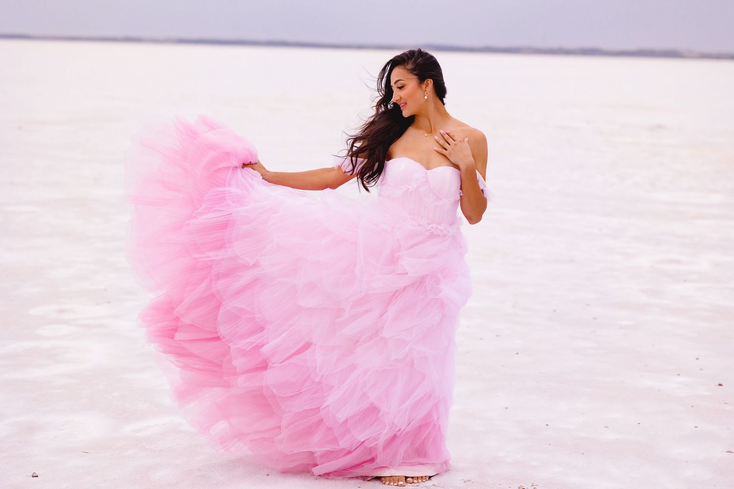 Senior girl photographed at the Salt Plains in Jett, OK by Courtney Morehead Photography