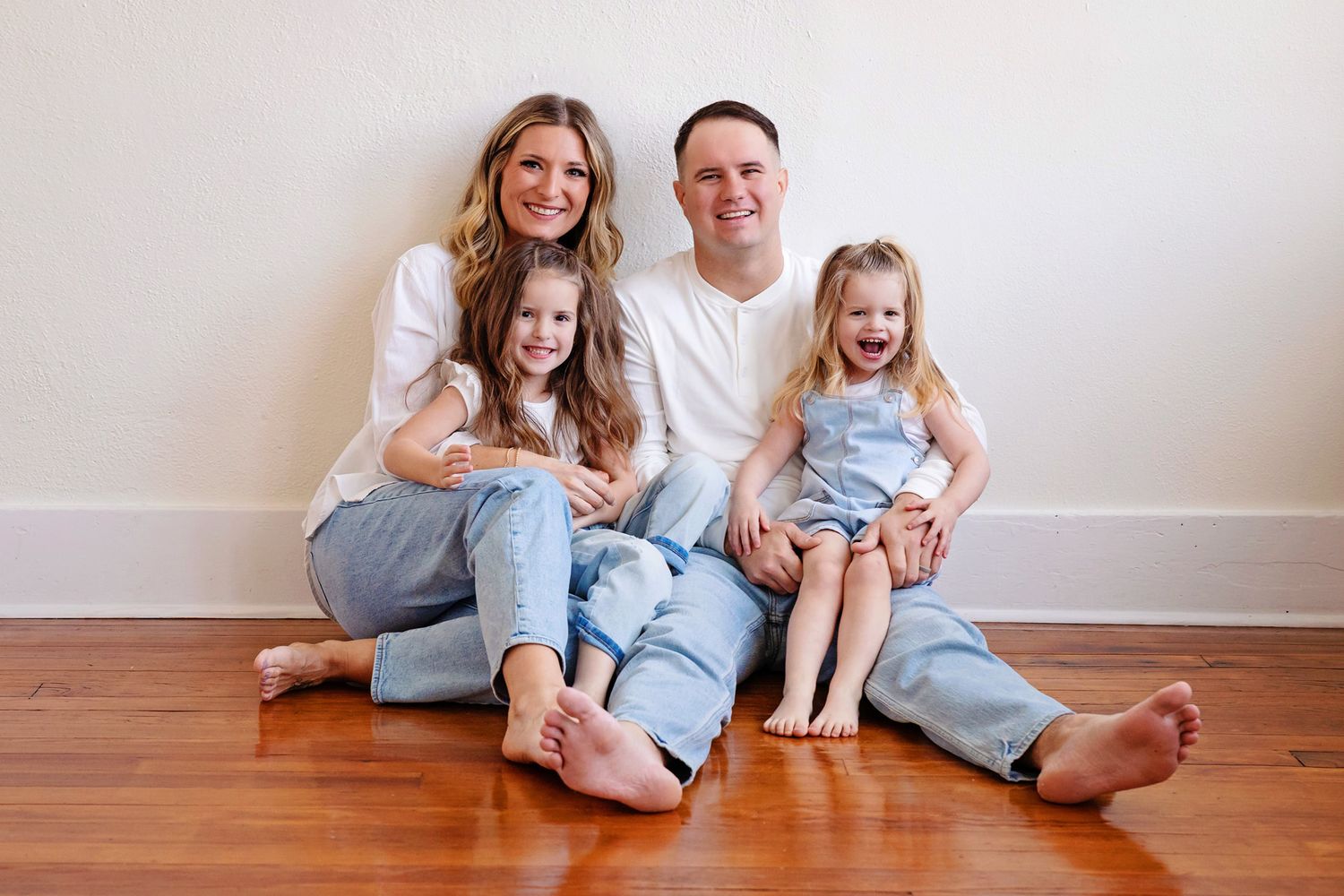 Lifestyle family photography serving Ada, Davis, Sulphur, and surrounding Oklahoma towns in natural light studio