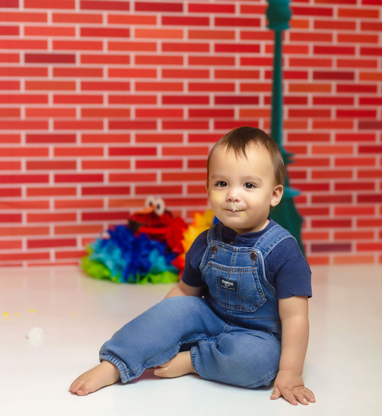 Kingston Cake Smash Photographer | Kingston Cake Smash Photography | Belleville Cake Smash Photographer | Brockville Cake Smash Photographer