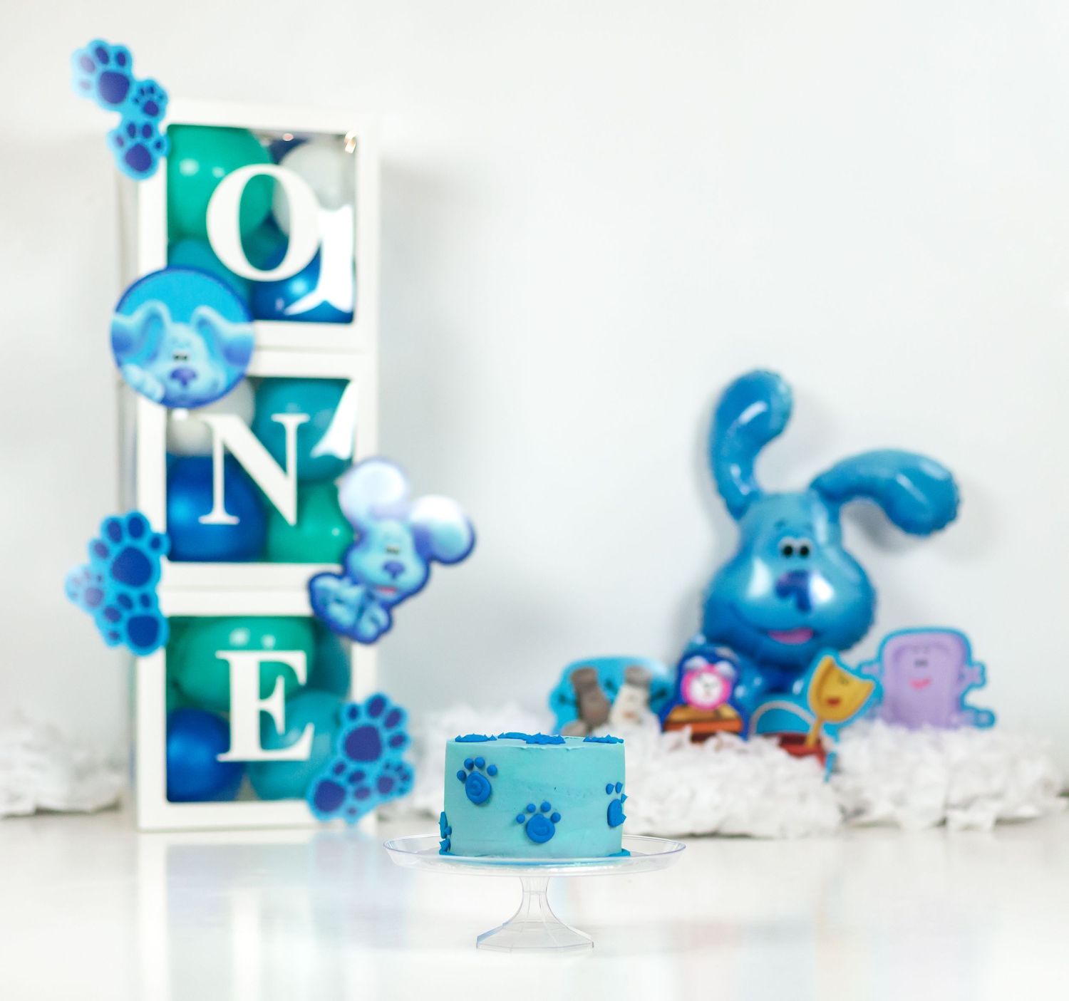Kingston Cake Smash Photographer | Kingston Cake Smash Photography | Belleville Cake Smash Photographer | Brockville Cake Smash Photographer