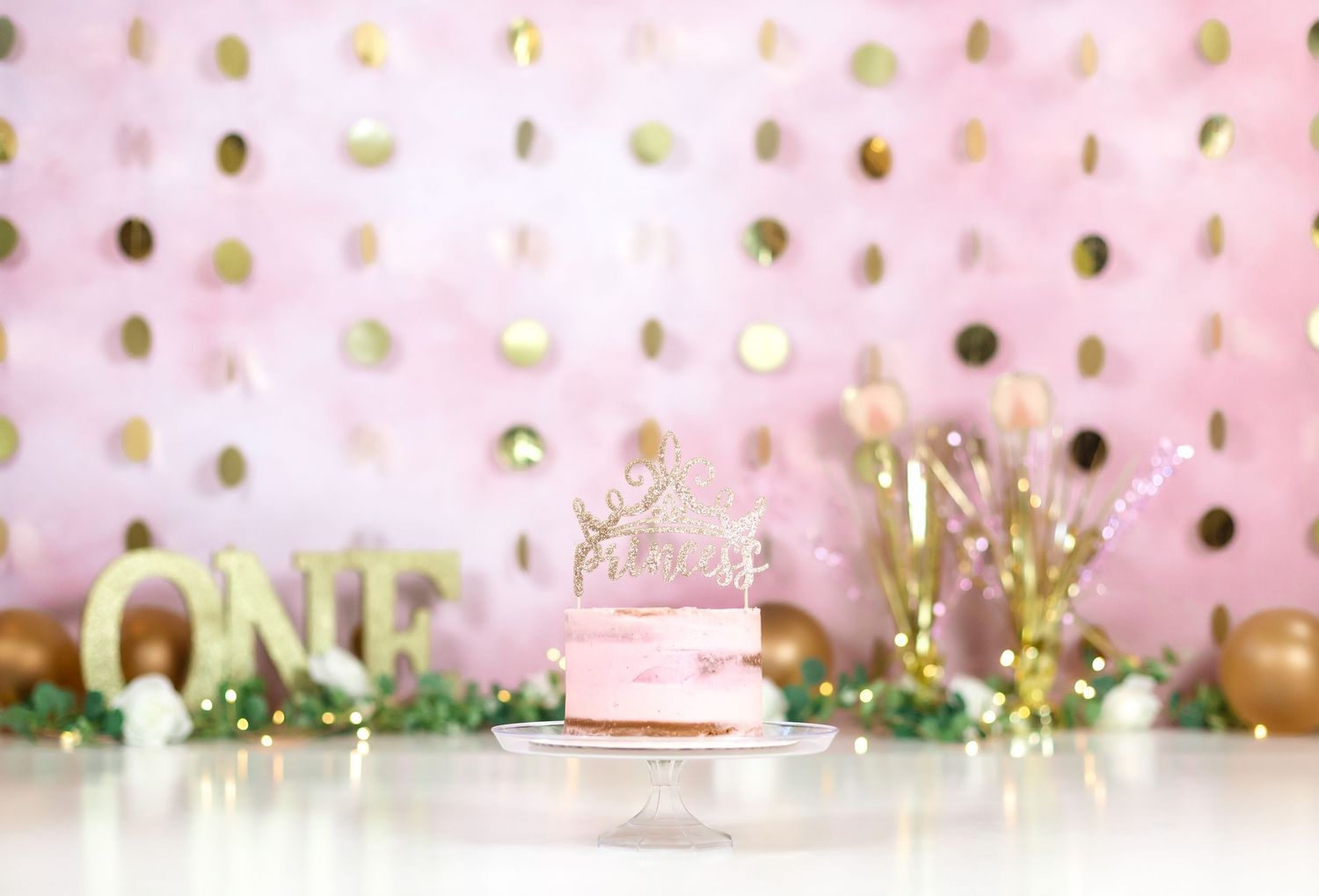 Kingston Cake Smash Photographer | Kingston Cake Smash Photography | Belleville Cake Smash Photographer | Brockville Cake Smash Photographer