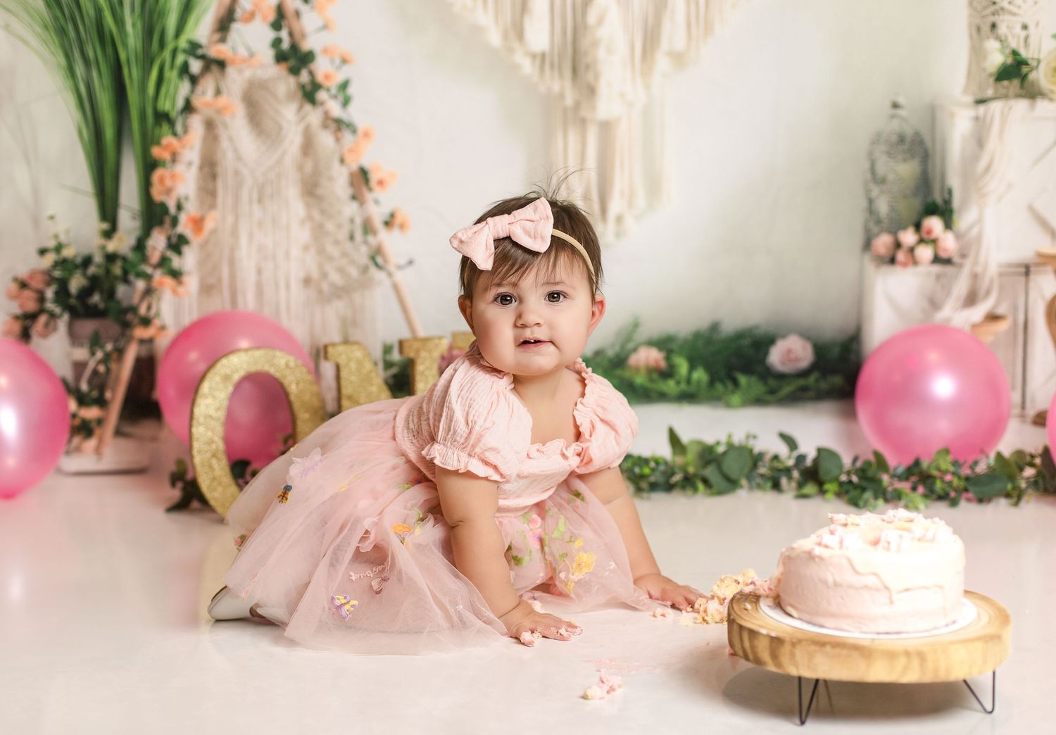 Kingston Cake Smash Photography | Kingston Photography | Kingston Photographer | Kingston Cake Smash Photographer | Cake Smash Session