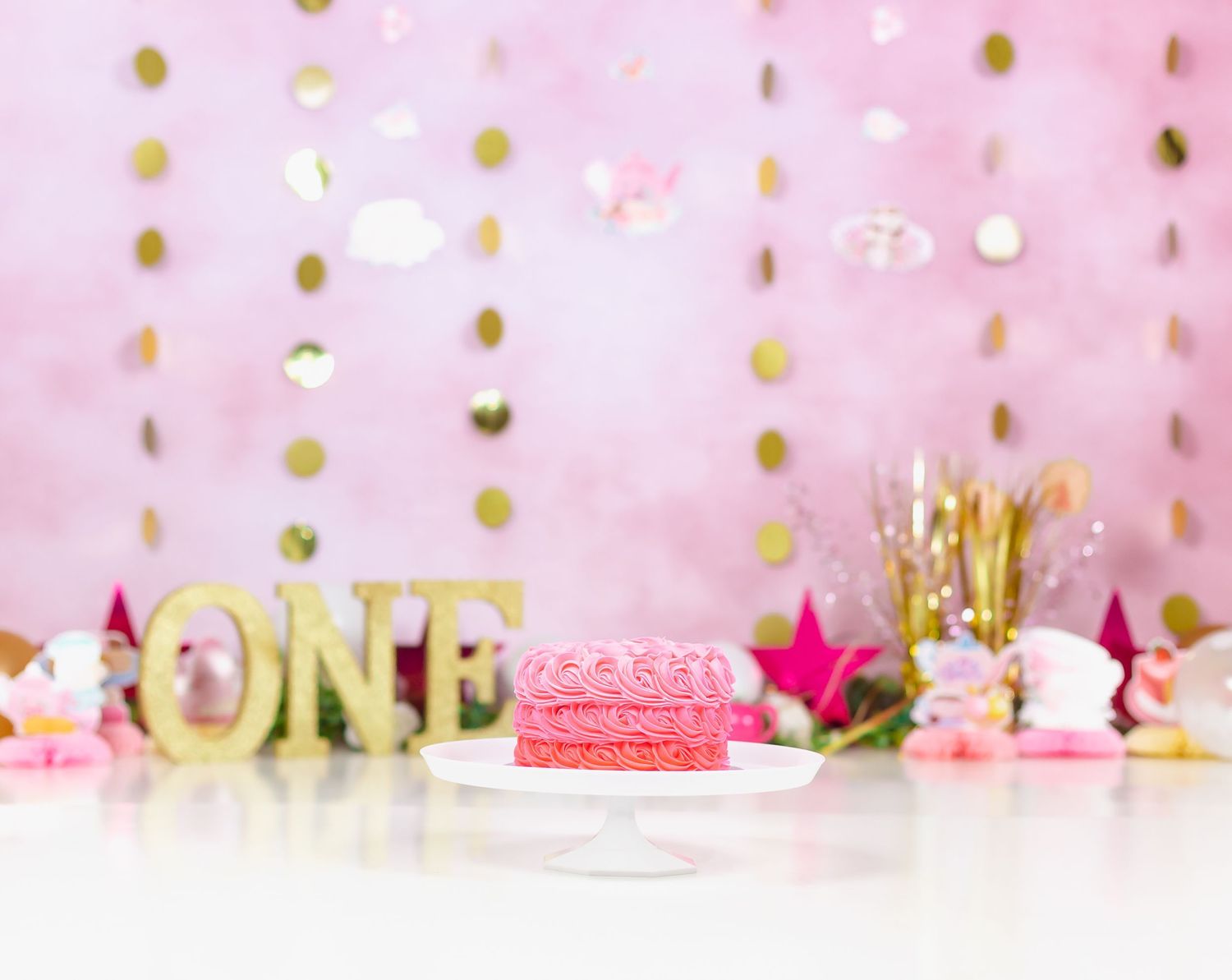 Kingston Cake Smash Photographer | Kingston Cake Smash Photography | Belleville Cake Smash Photographer | Brockville Cake Smash Photographer