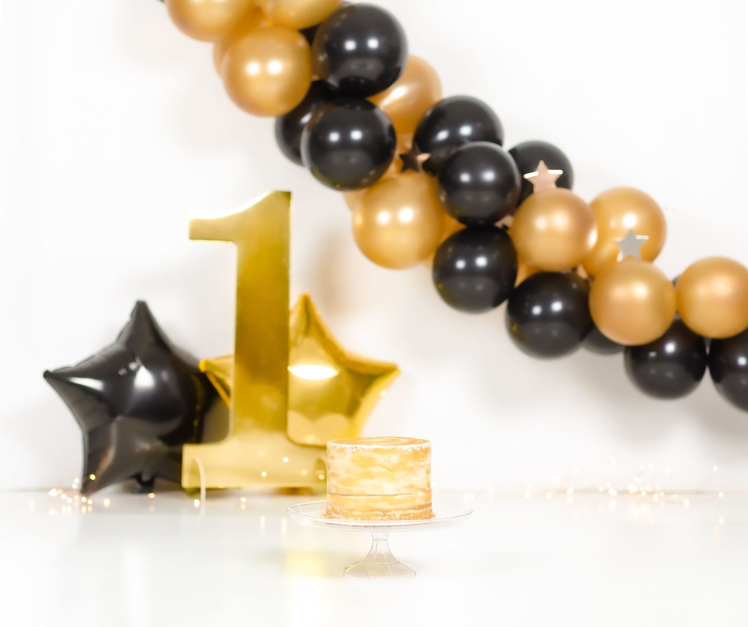 Kingston Cake Smash Photographer | Kingston Cake Smash Photography | Belleville Cake Smash Photographer | Brockville Cake Smash Photographer