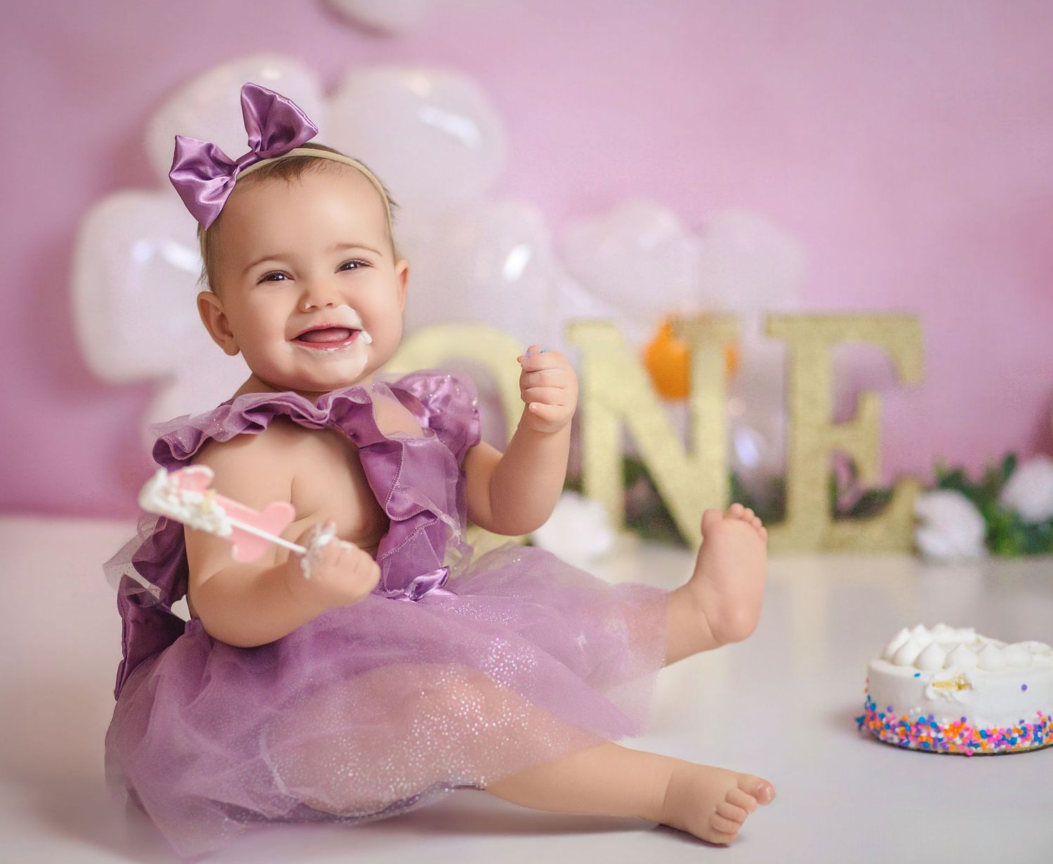 Kingston Cake Smash Photography | Kingston Photography | Kingston Photographer | Kingston Cake Smash Photographer | Cake Smash Session