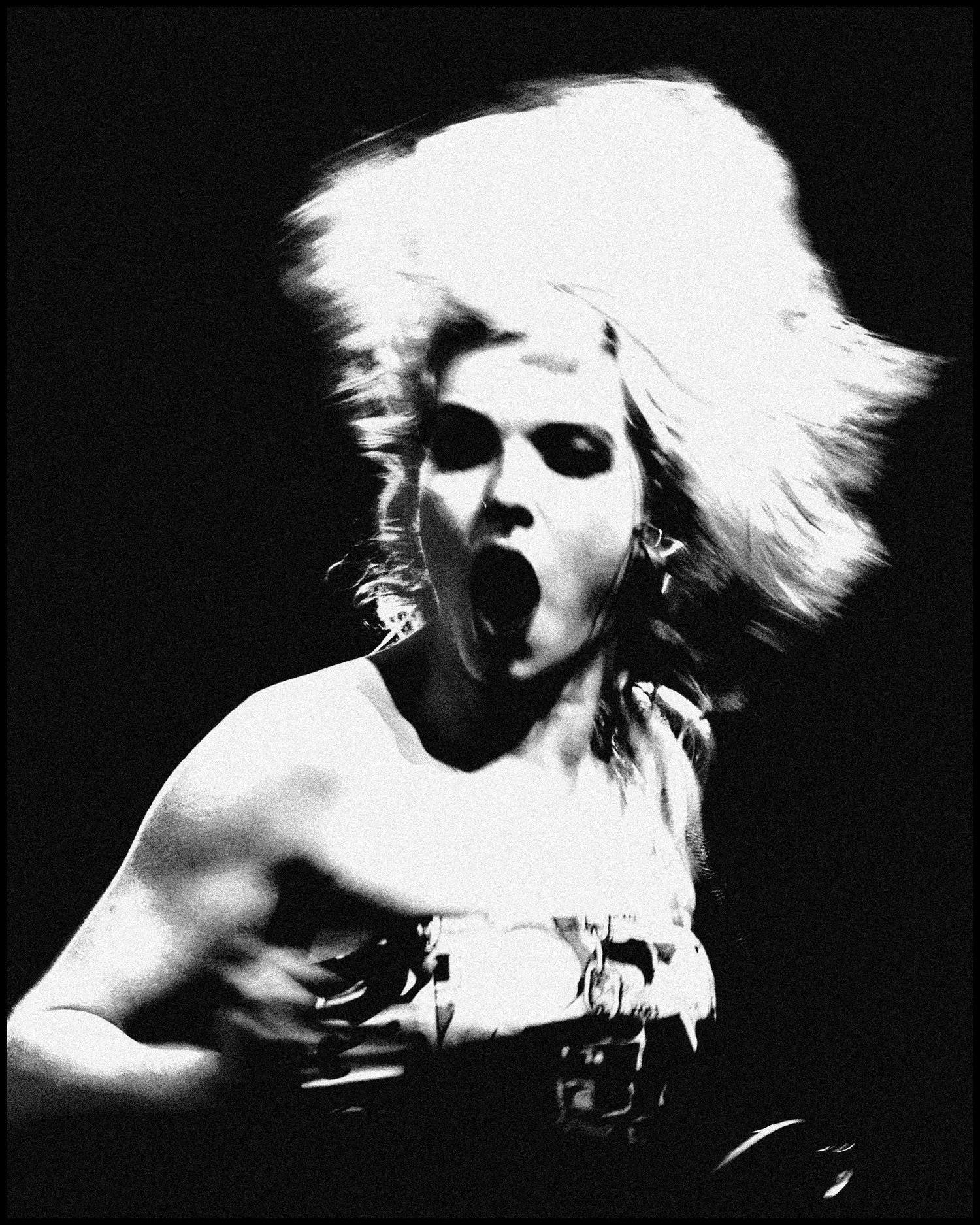 Photo of Issey Cartlidge The Molotovs by Jasmine Amber Photography Hampshire Photographer