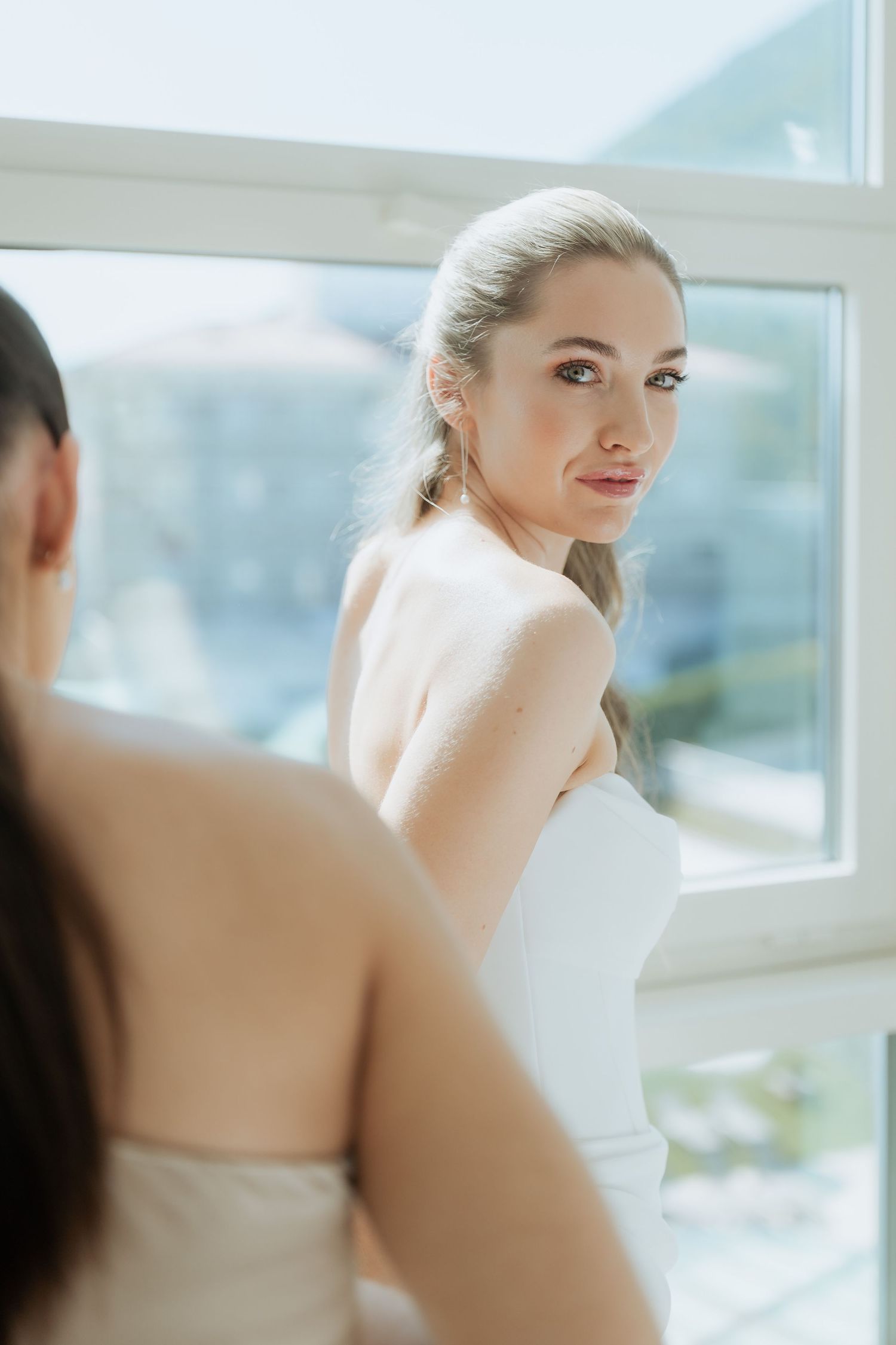 Luxury wedding celebration on Lake Como with stunning views
