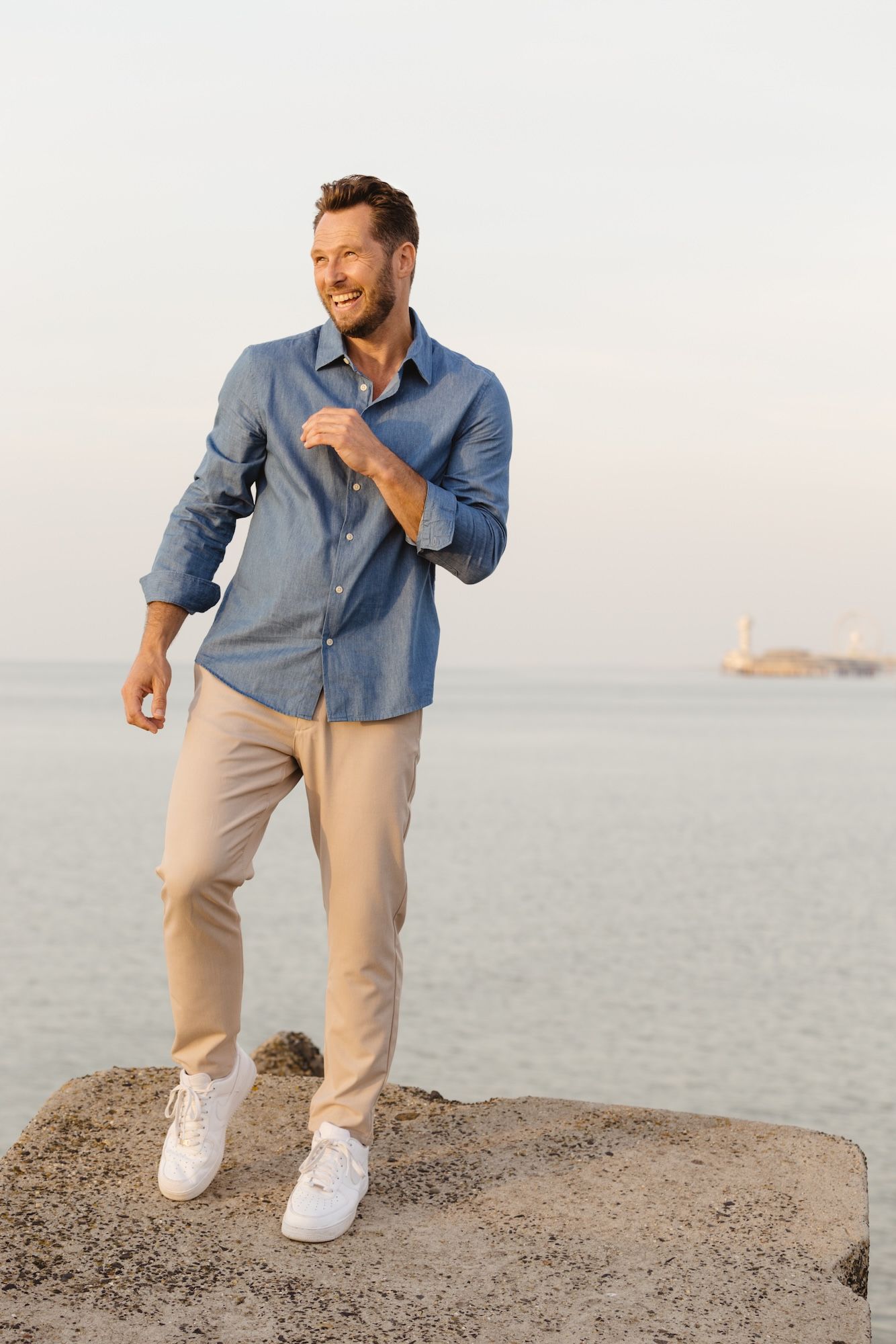 Peter Schotting commercial model in beach lifestyle campaign, natural summer setting