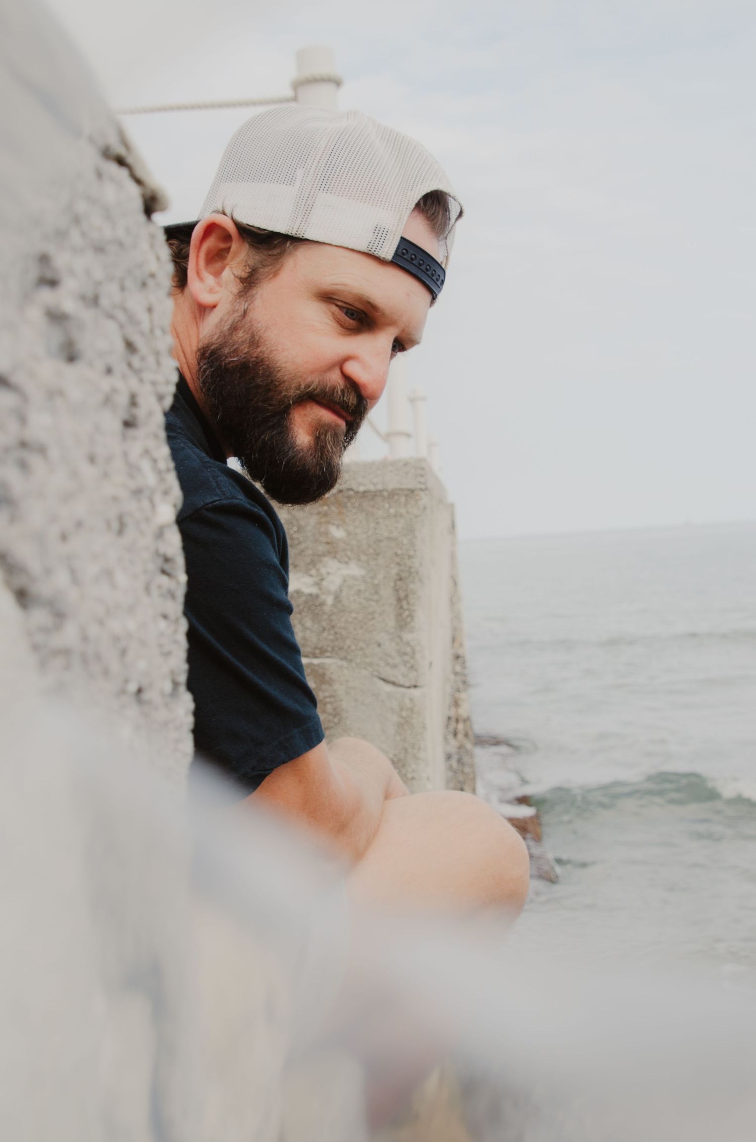 Portrait eines Mannes, Strand, Bern Fotoshooting