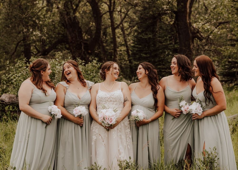 Calgary, Alberta bridal party wedding photos
