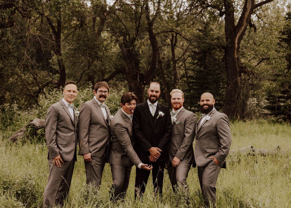 Calgary, Alberta wedding groomsmen and groom photos