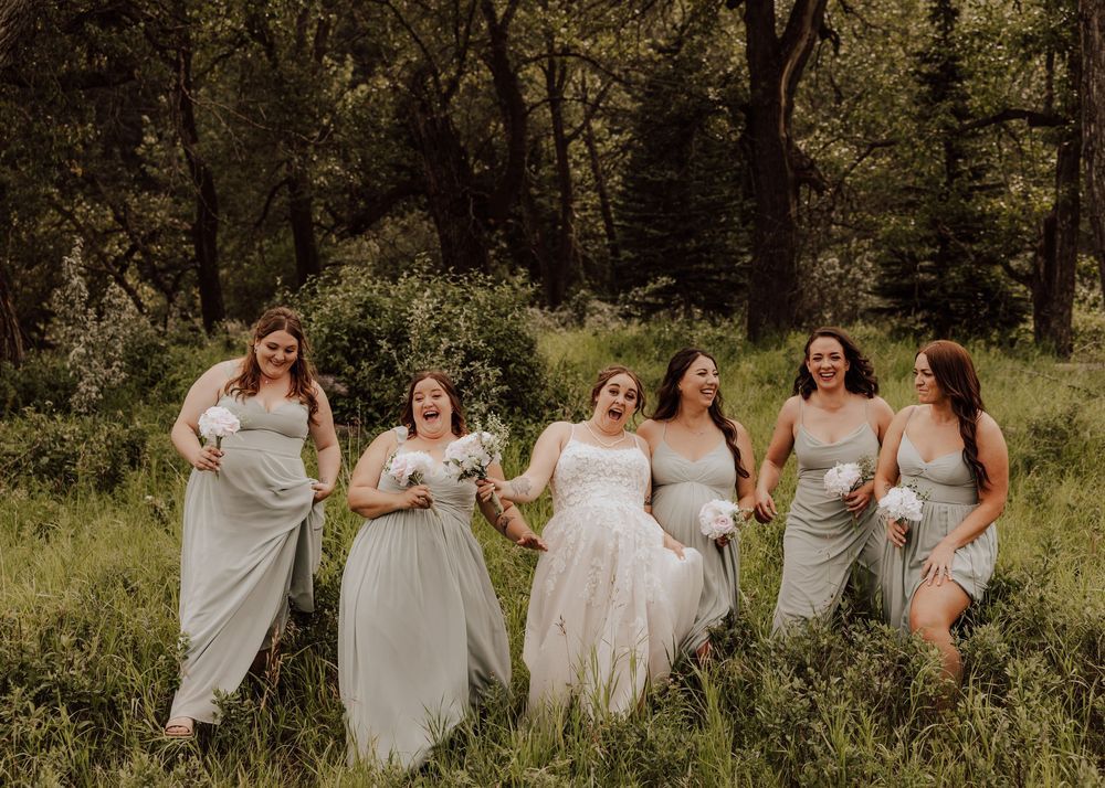 Calgary, Alberta bridal party wedding photos
