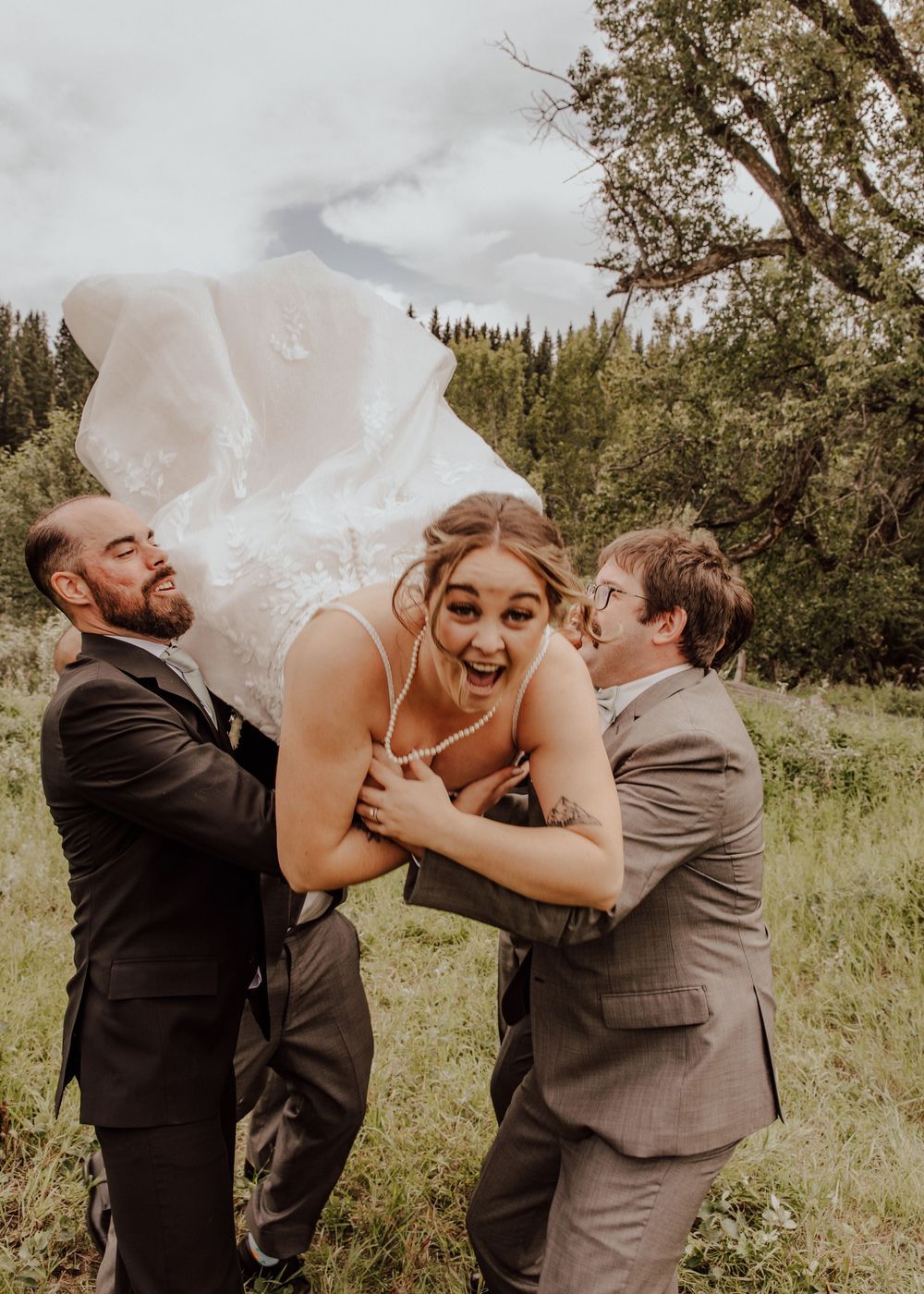 Calgary, Alberta wedding bridal photos