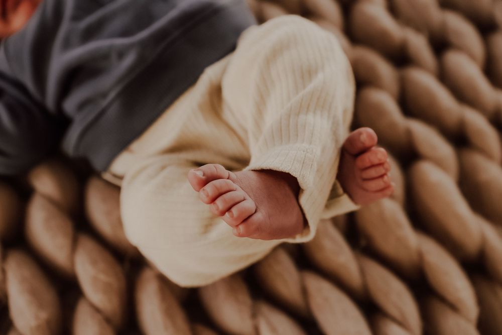 Calgary, Alberta newborn image