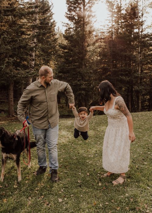 Calgary, Alberta family session swing