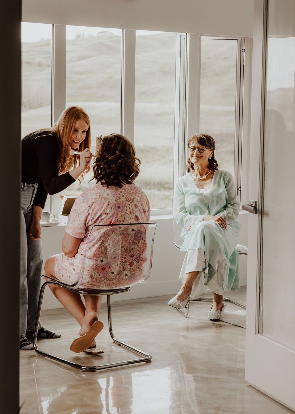 Calgary, Alberta wedding bride getting ready with mom