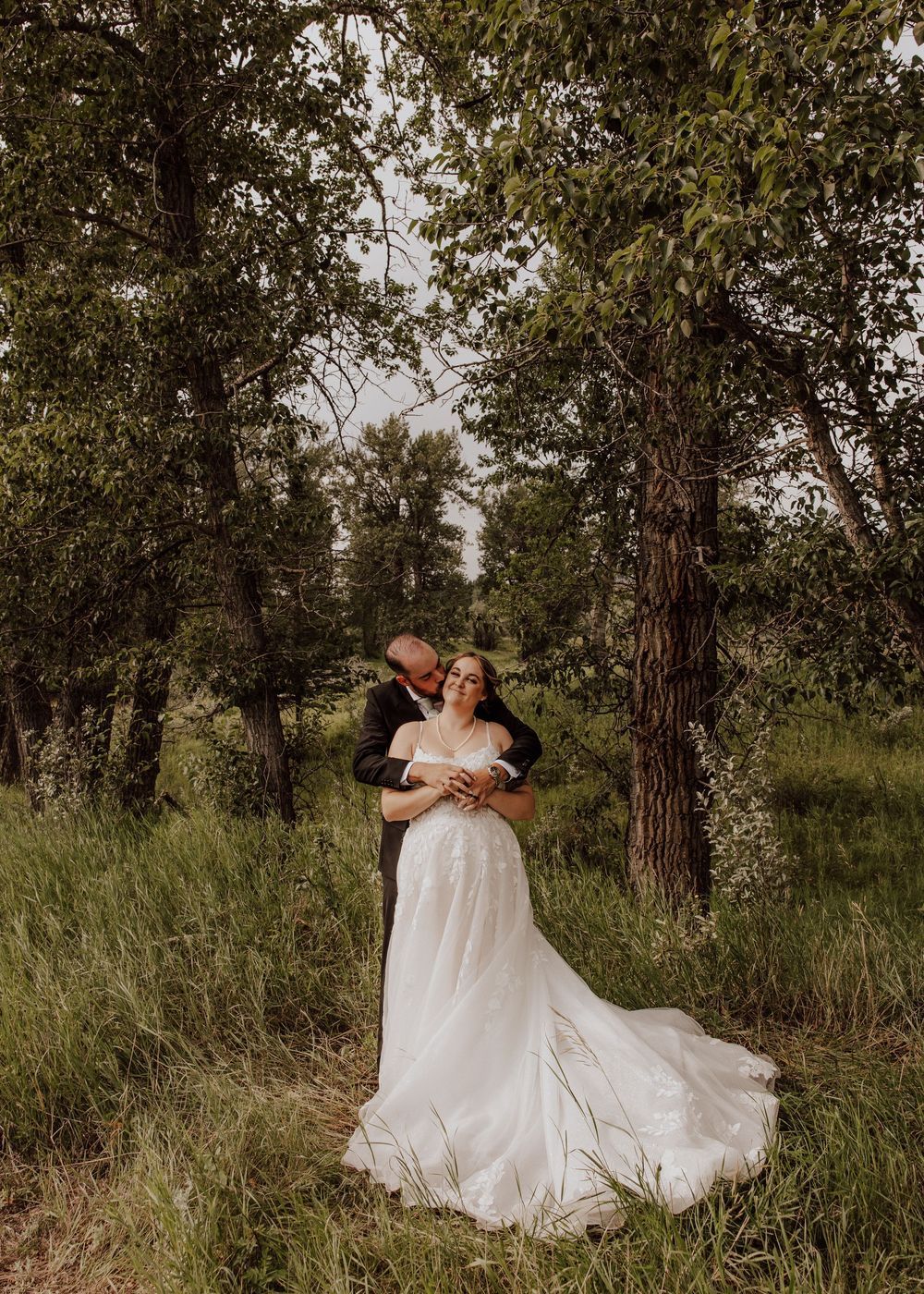 Calgary, Alberta wedding bride and groom photos