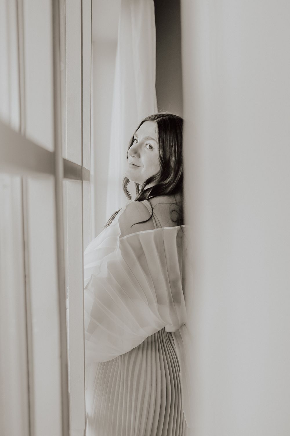Calgary, Alberta indoor maternity session