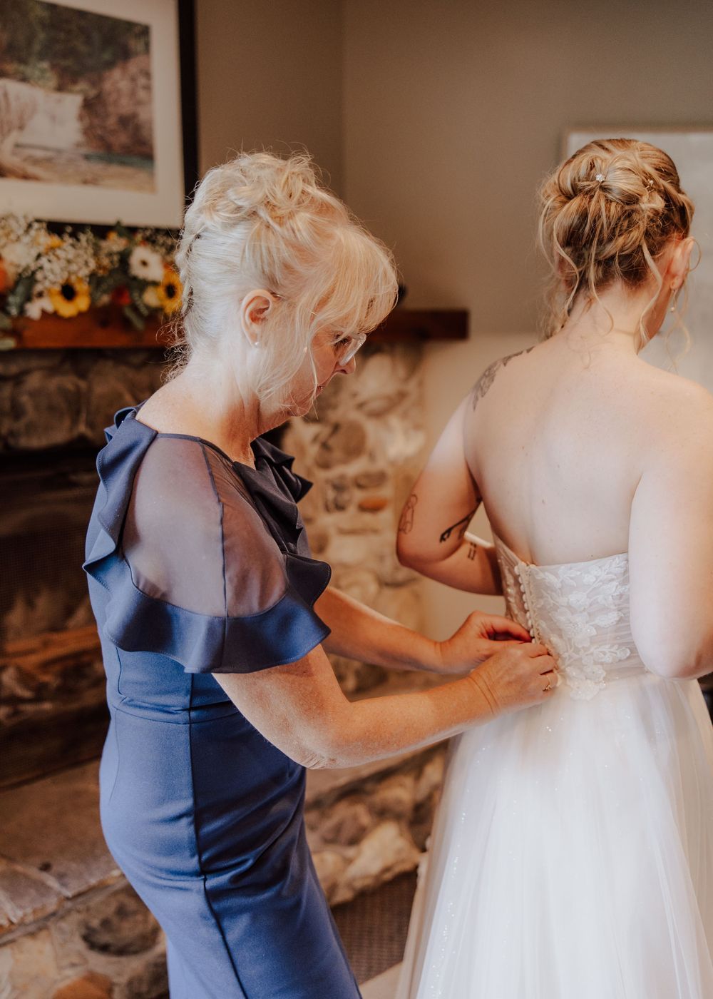 Wedding at Emerald Lake Lodge in Fields British Columbia getting ready with mom