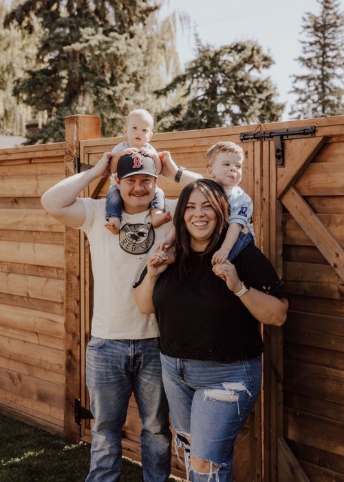 Calgary, Alberta family session in backyard