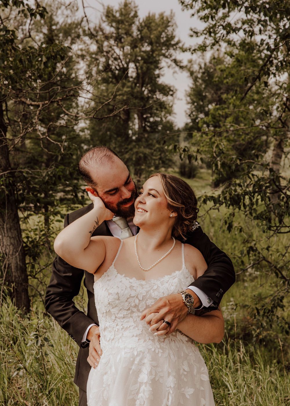 Calgary, Alberta wedding bride and groom photos