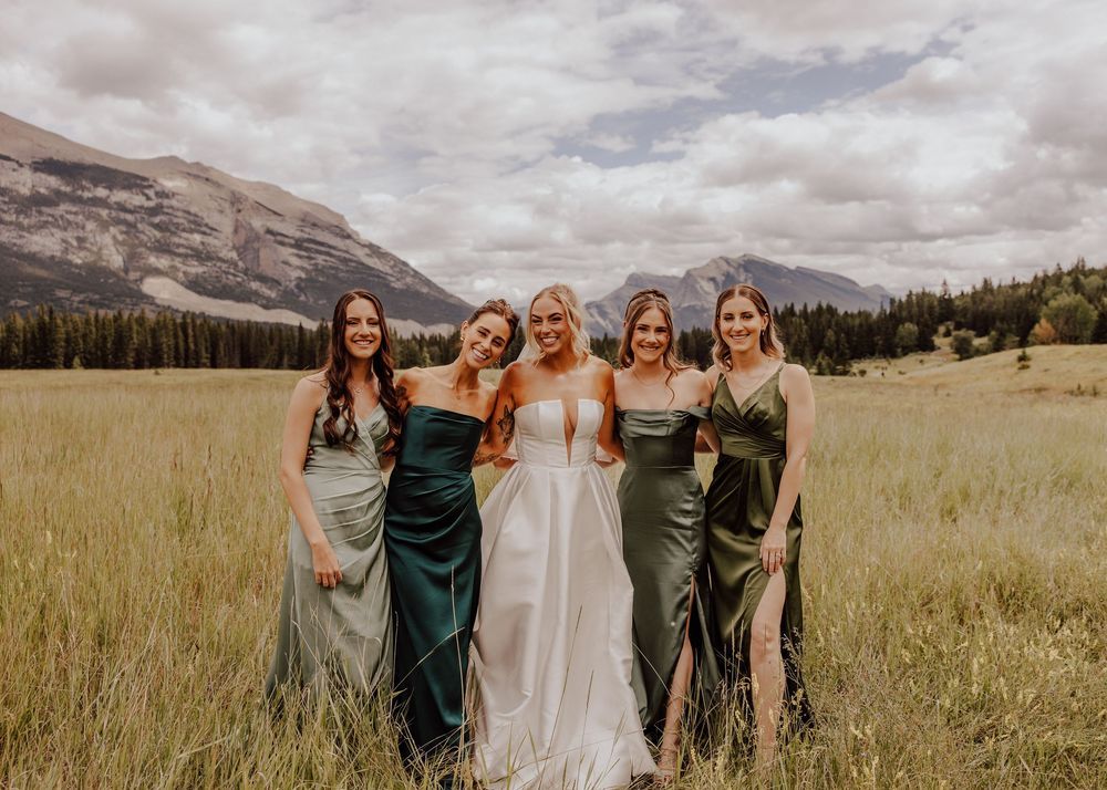 Canmore wedding photos with mountain backdrop