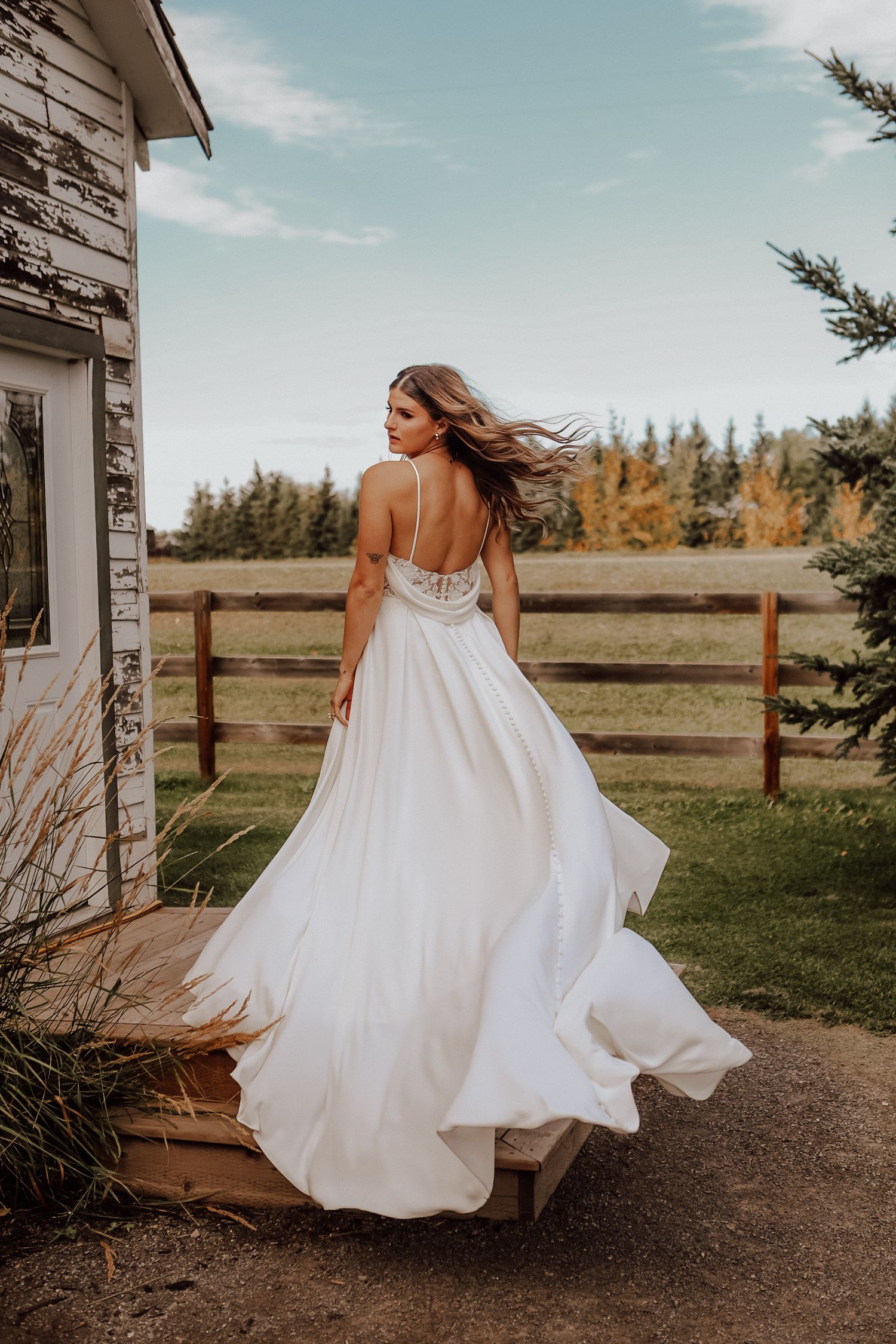 Han Hansen Photography - Alberta - Wedding Photoshoot - Wedding Photographer - YCC Photographer - Destination Photographer - Pine and Pond