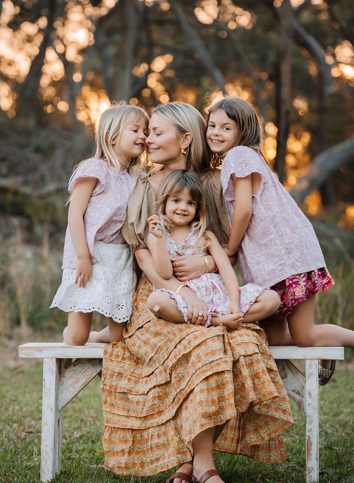 Sydney family portraits. Kristy Jauncey Photography. Golden hour portraits.