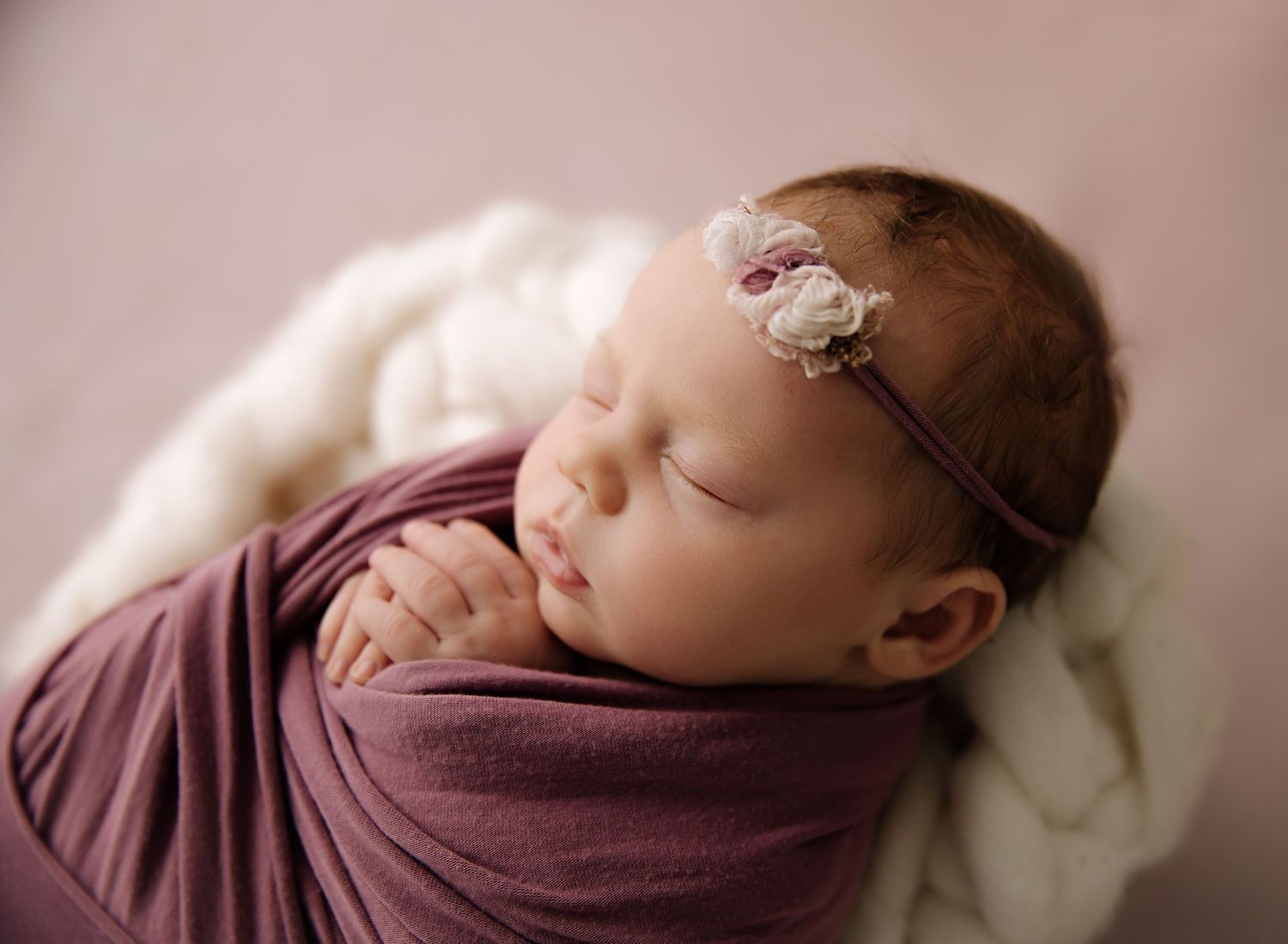 Sydney baby photos. Newborn photographer in Sydney.