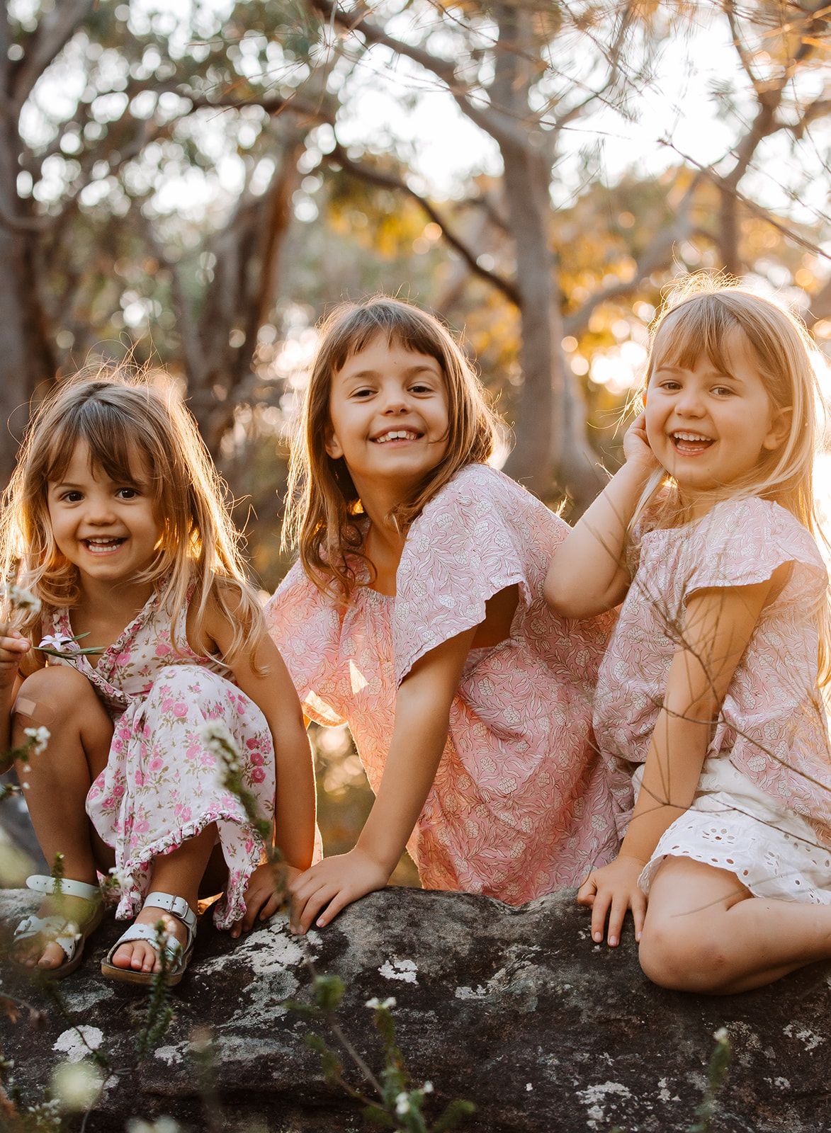 Family photoshoot at sunset. Northern Beaches family photoshoot.