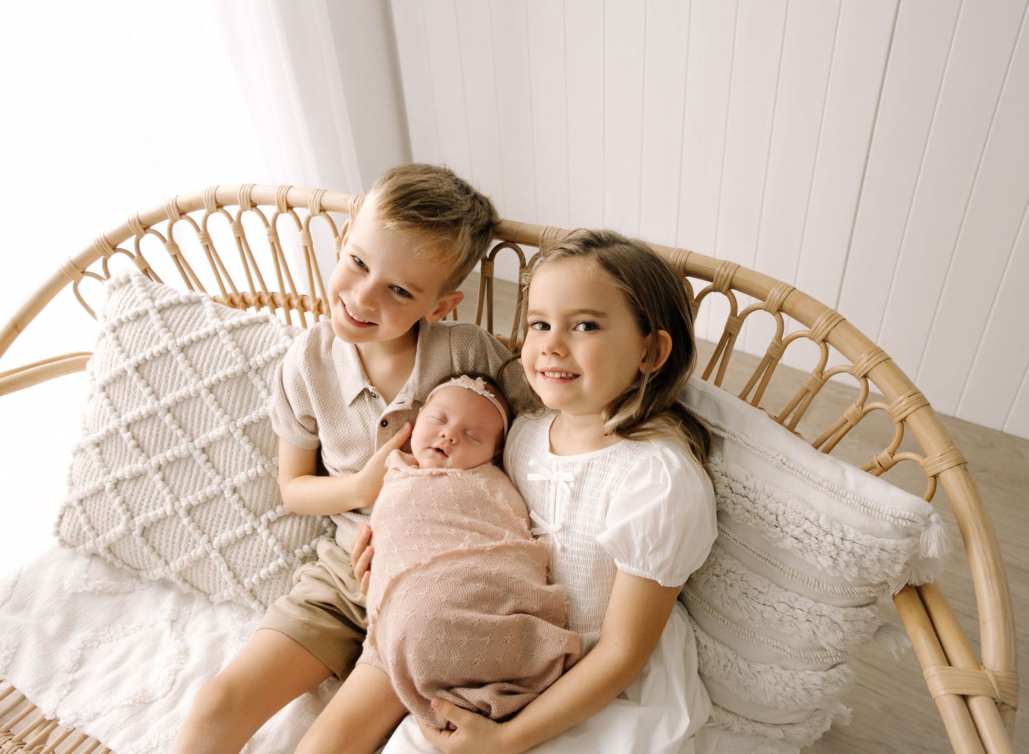 Sydney baby photos. Newborn photographer in Sydney.